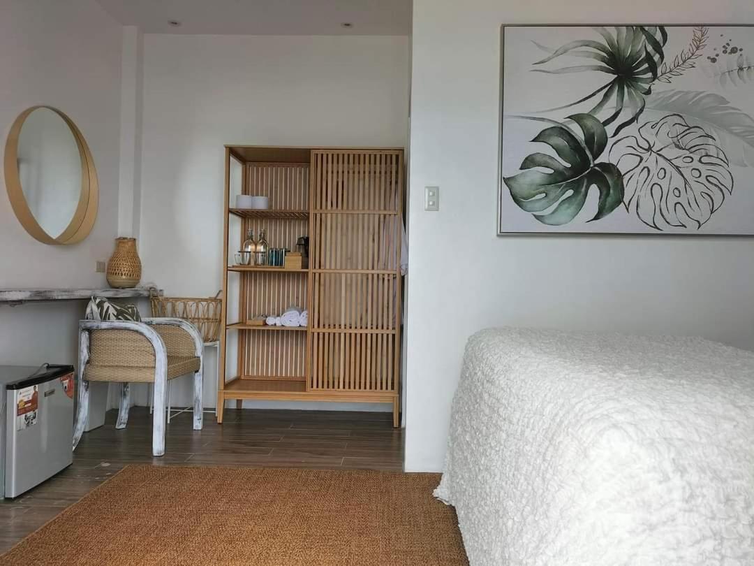 Orange Pearl Beach Resort El Nido Exterior photo